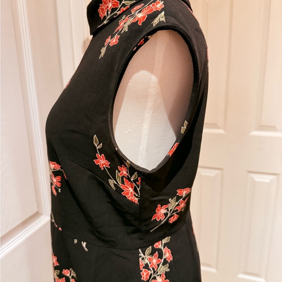 Banana Republic Black Dress with Red Floral Design - Picture 8 of 10